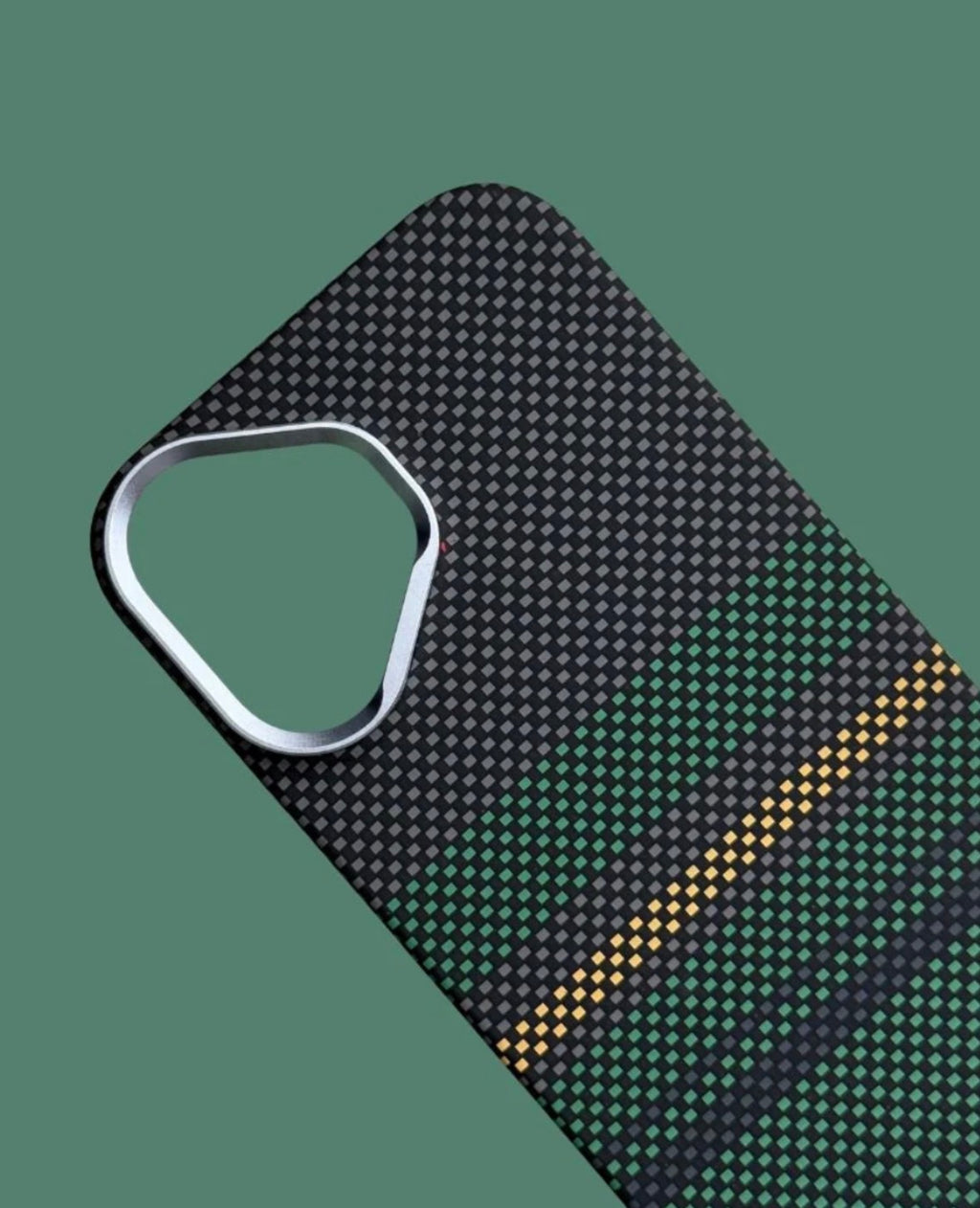 PREMIUM CARBON FIBRE TEXTURE CASE FOR IPHONE 17
